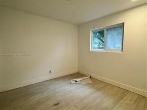 111 NW 7th Ave, Dania Beach FL 33004