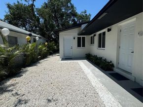 111 NW 7th Ave, Dania Beach FL 33004