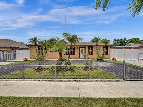 19021 SW 122nd Ave, Miami FL 33177