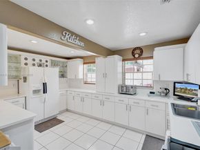 19021 SW 122nd Ave, Miami FL 33177