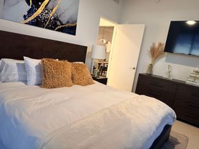 159 NE 6th St 4805, Miami FL 33132