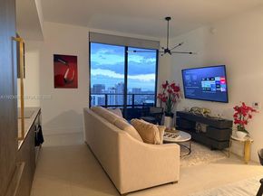 159 NE 6th St 4805, Miami FL 33132