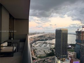 159 NE 6th St 4805, Miami FL 33132