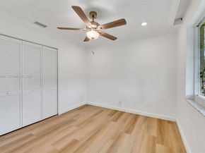 1117 SE 5th St, Deerfield Beach FL 33441