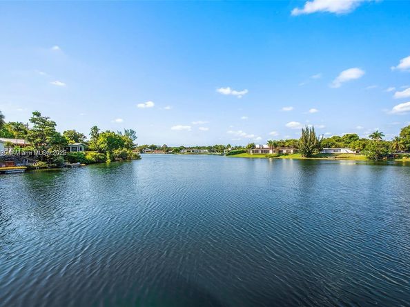 2010 NE 196th Ter, North Miami Beach FL 33179