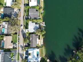 2010 NE 196th Ter, North Miami Beach FL 33179