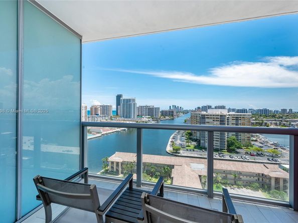 2602 E Hallandale Beach blvd R1607, Hallandale Beach FL 33009