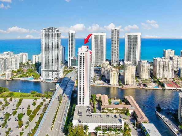 2602 E Hallandale Beach blvd R1607, Hallandale Beach FL 33009