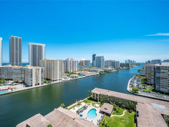2602 E Hallandale Beach blvd R1607, Hallandale Beach FL 33009