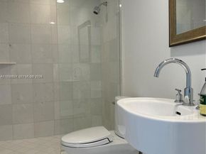 2950 NE 188 St 344, Aventura FL 33180