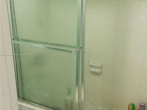 3955 N Nob Hill Rd 408, Sunrise FL 33351