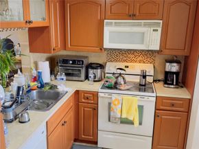 3955 N Nob Hill Rd 408, Sunrise FL 33351