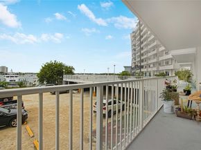 7904 West Dr 102, North Bay Village FL 33141