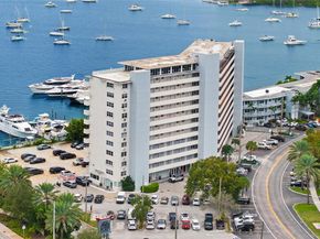 7904 West Dr 102, North Bay Village FL 33141