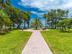 18633 SW 24th St, Miramar FL 33029