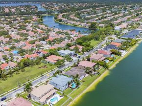 18633 SW 24th St, Miramar FL 33029
