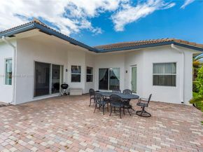 18633 SW 24th St, Miramar FL 33029