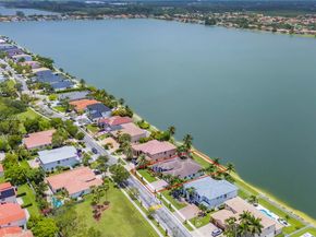 18633 SW 24th St, Miramar FL 33029
