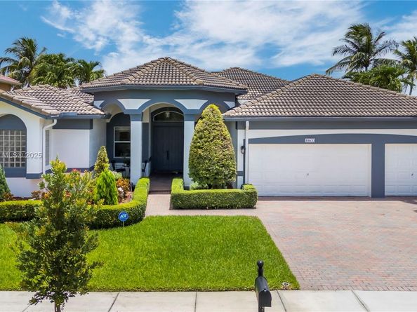 18633 SW 24th St, Miramar FL 33029