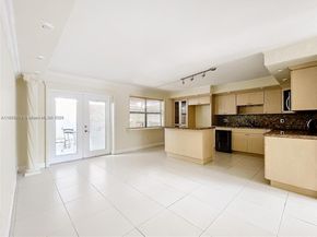 5350 W 26th Ave 118, Hialeah FL 33016