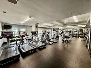 3001 NE 185th St 514, Aventura FL 33180
