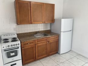 2181 NW 91st St, Miami FL 33147