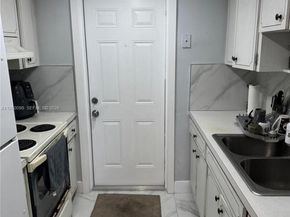 1825 Cleveland St 15, Hollywood FL 33020