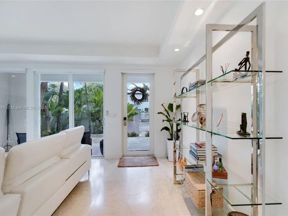 3094 Indiana Street 3094, Coconut Grove FL 33133