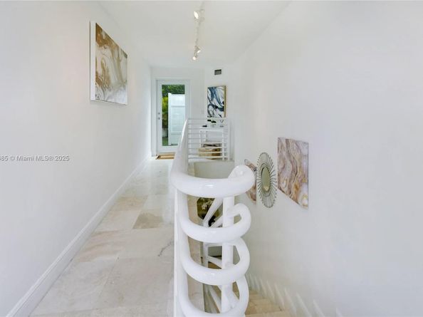 3094 Indiana Street 3094, Coconut Grove FL 33133