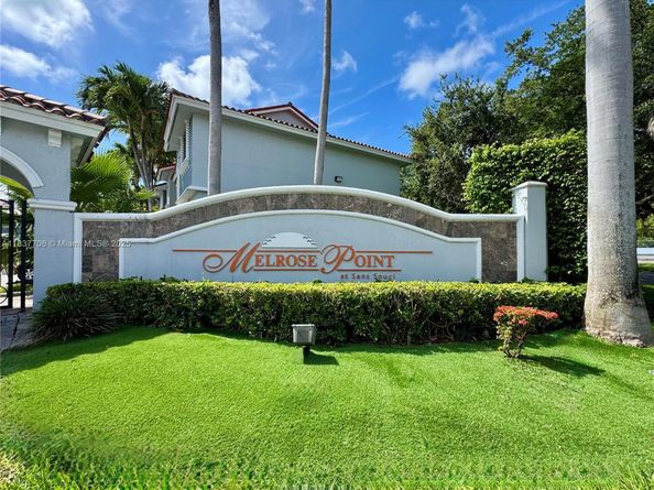 11667 NE 18th Dr 11667, North Miami FL 33181