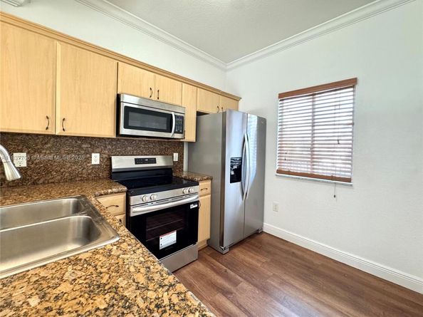 11667 NE 18th Dr 11667, North Miami FL 33181