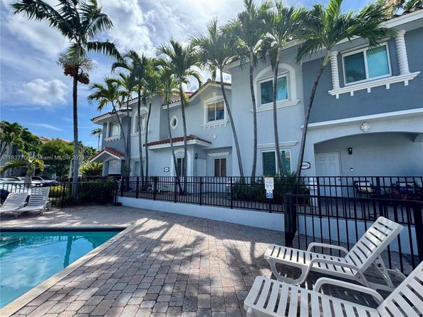 11667 NE 18th Dr 11667, North Miami FL 33181