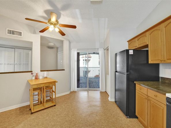 7331 S Devon Dr 215, Tamarac FL 33321