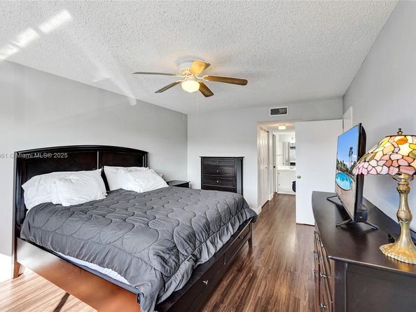 7331 S Devon Dr 215, Tamarac FL 33321