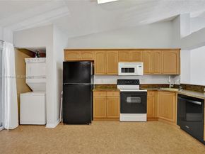 7331 S Devon Dr 215, Tamarac FL 33321