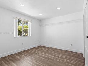 9000 W Flagler St 7, Miami FL 33174