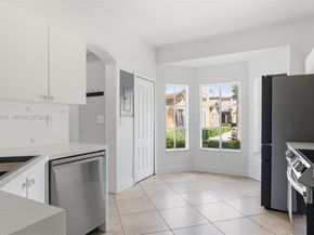 9000 W Flagler St 7, Miami FL 33174