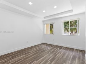 9000 W Flagler St 7, Miami FL 33174