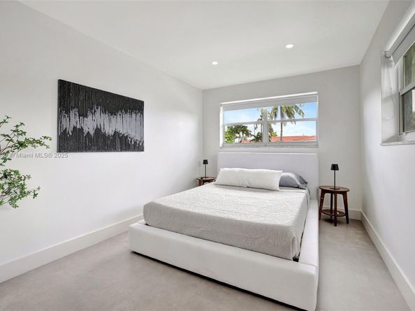 1448 NE 57th Pl, Fort Lauderdale FL 33334