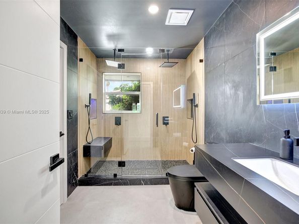 1448 NE 57th Pl, Fort Lauderdale FL 33334