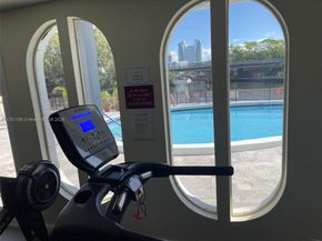 200 diplomat 333, Hallandale Beach FL 33009