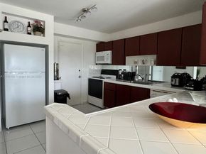 200 diplomat 333, Hallandale Beach FL 33009