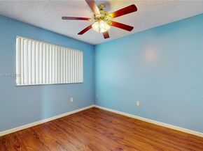 2334 S Cypress Bend Dr 504, Pompano Beach FL 33069