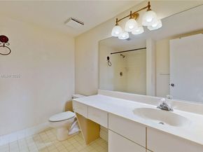 2334 S Cypress Bend Dr 504, Pompano Beach FL 33069