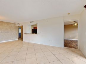 2334 S Cypress Bend Dr 504, Pompano Beach FL 33069