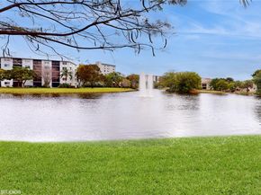 2334 S Cypress Bend Dr 504, Pompano Beach FL 33069