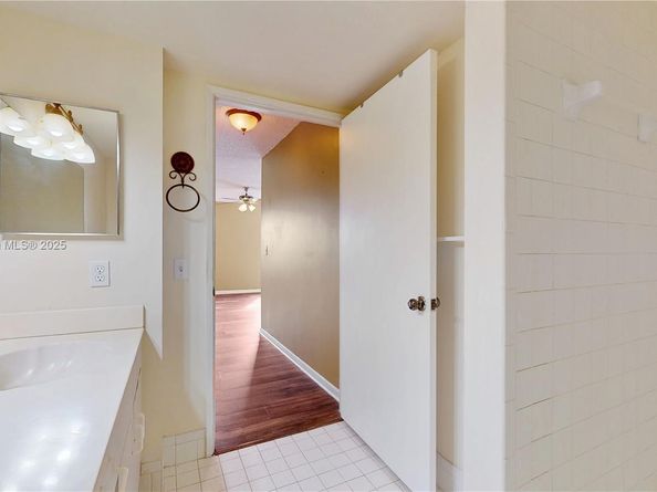 2334 S Cypress Bend Dr 504, Pompano Beach FL 33069