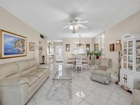 4706 NW 36th St 402, Lauderdale Lakes FL 33319