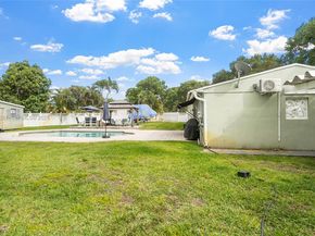 899 E Country Club Cir, Plantation FL 33317