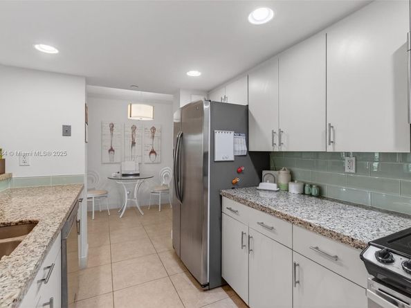 140 SE 5th Ave 438, Boca Raton FL 33432